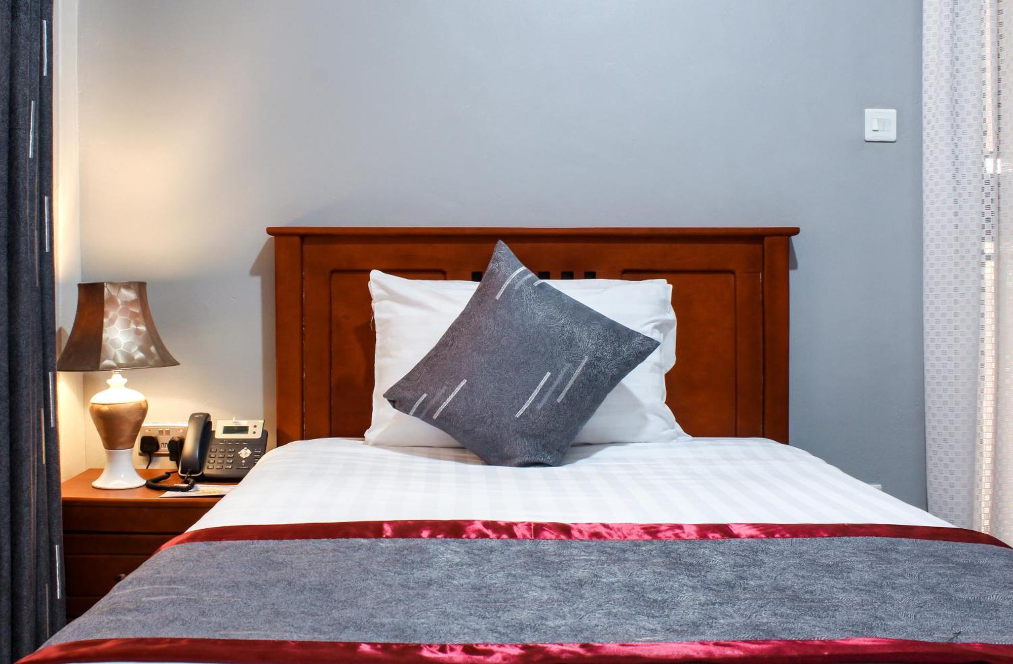 Excelsis Garden Hotels - Kampala Zewnętrze zdjęcie